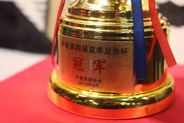 上海半场大幅领先广东，媒体评论王朝球队的新挑战
